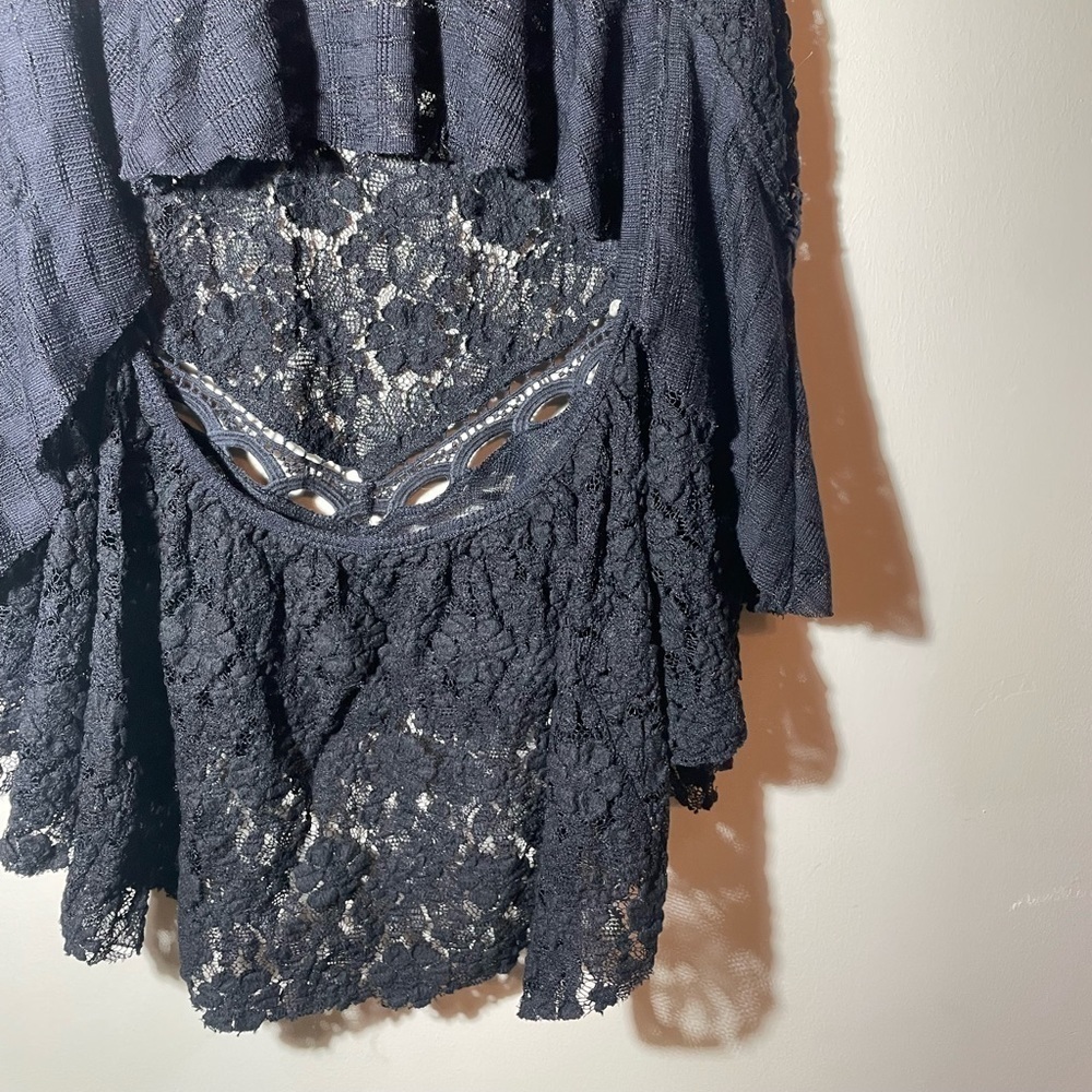 Free people “dark bloom” lace top open back rare - Picture 4 of 11